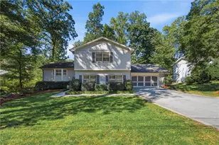 4946 Village Creek Dr, Dunwoody, GA 30338 - Photo 42