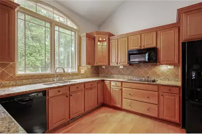 6090 Shadburn Ferry Road, Buford, GA 30518 - Photo 10