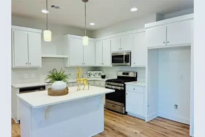 1101 North Village Drive, Decatur, GA 30032 - Photo 10