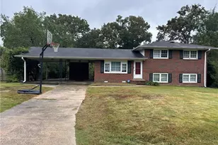 17 Rockwood Pl NW, Rome, GA 30165 - Photo 1