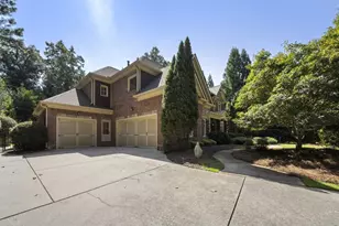 225 Skyridge Dr, Atlanta, GA 30350 - Photo 6