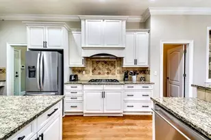 1897 8th St, Brookhaven, GA 30341 - Photo 8