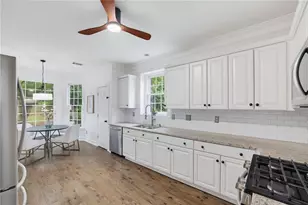 320 Lockwood Terrace, Decatur, GA 30030 - Photo 6