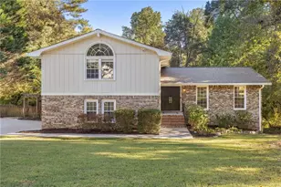 3774 Cherokee Pl SE, Marietta, GA 30067 - Photo 1