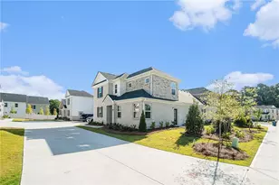 607 Silver Moon Dr, Loganville, GA 30052 - Photo 2