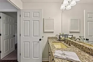 1800 Clairmont Lake, Decatur, GA 30033 - Photo 16