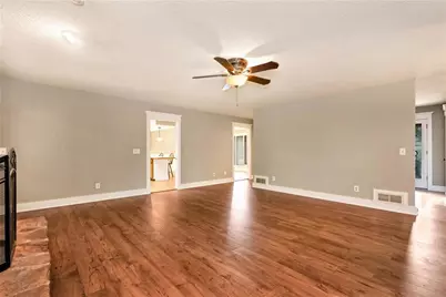 3526 Montgomery Drive, Gainesville, GA 30504 - Photo 10