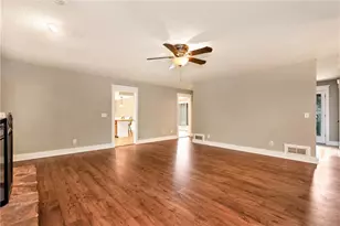 3526 Montgomery Dr, Gainesville, GA 30504 - Photo 10