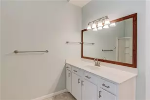 2515 Chandler Grove Dr, Buford, GA 30519 - Photo 20