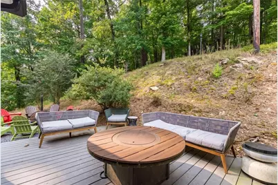 6550 Powers Ferry Road NW, Sandy Springs, GA 30339 - Photo 36