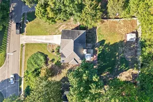 1038 Whispering Woods Dr, Canton, GA 30114 - Photo 4