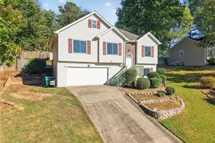 1038 Whispering Woods Dr, Canton, GA 30114 - Photo 2