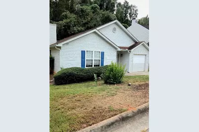 4231 Chestnut Lake Avenue, Lithonia, GA 30038 - Photo 2