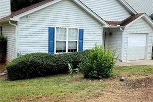 4231 Chestnut Lake Ave, Lithonia, GA 30038 - Photo 2