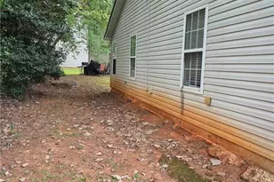 4231 Chestnut Lake Ave, Lithonia, GA 30038 - Photo 4