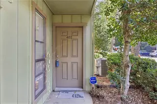 402 Dunbar Dr, Atlanta, GA 30338 - Photo 2
