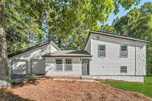 2868 Kathryn Cir SW, Atlanta, GA 30331 - Photo 2