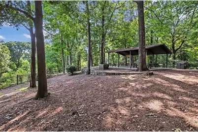 455 Laurel Chase Court, Sandy Springs, GA 30327 - Photo 100