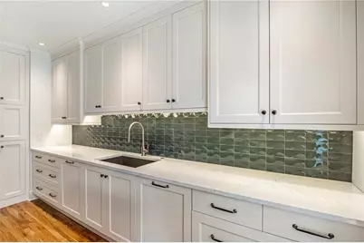 3685 Peachtree Road NE #10, Atlanta, GA 30319 - Photo 18