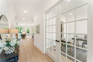 2715 Byess Ct, Marietta, GA 30064 - Photo 2