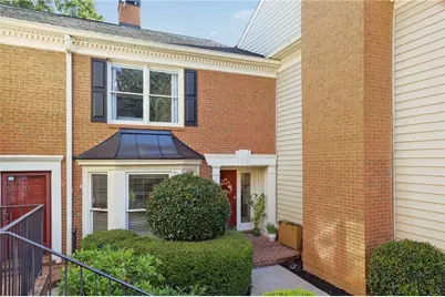 76 Mount Vernon Circle, Sandy Springs, GA 30338 - Photo 4