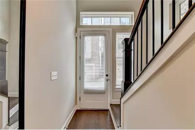 595 Broadview Place NE, Atlanta, GA 30324 - Photo 12
