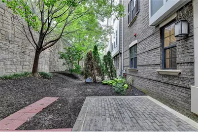 595 Broadview Place NE, Atlanta, GA 30324 - Photo 10