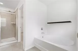 208 Bluffton Ct, Acworth, GA 30102 - Photo 12