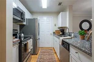 1075 Peachtree Walk NE, Atlanta, GA 30309 - Photo 6
