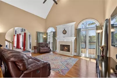 1009 Lyndhurst Way, Conyers, GA 30013 - Photo 4