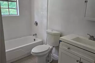340 West Ave, Jonesboro, GA 30236 - Photo 12