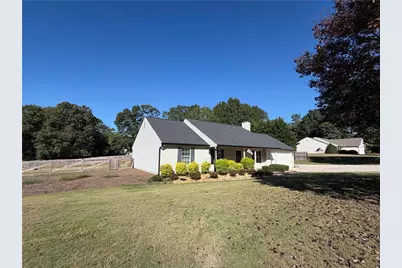 408 Wilshire Lane, Bethlehem, GA 30620 - Photo 2