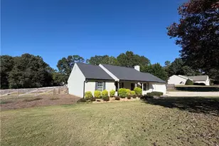 408 Wilshire Ln, Bethlehem, GA 30620 - Photo 2