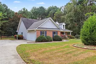 2105 Raegan Ct, Monroe, GA 30655 - Photo 2