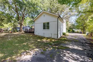 5946 Dodgen Rd SW, Mableton, GA 30126 - Photo 4