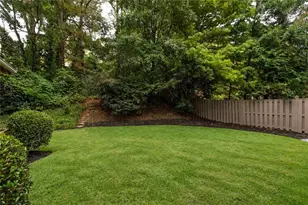 3211 Windsor Lake Dr NE, Brookhaven, GA 30319 - Photo 32