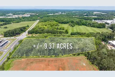 4611 Thurmon Tanner Parkway, Flowery Branch, GA 30542 - Photo 8
