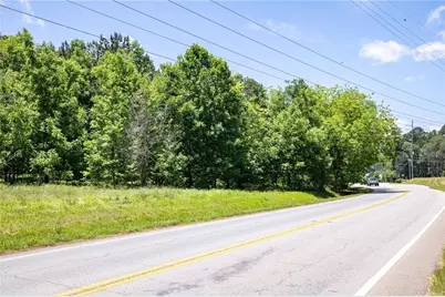 4611 Thurmon Tanner Parkway, Flowery Branch, GA 30542 - Photo 16