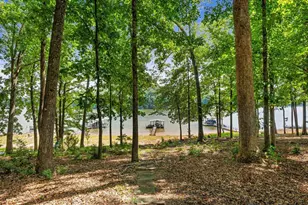 415 Kenwood Dr, Westminster, SC 29693 - Photo 2