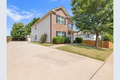 4 Barcelona Street, Newnan, GA 30263 - Photo 2