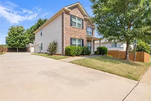 4 Barcelona St, Newnan, GA 30263 - Photo 2
