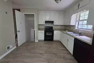 1617 Eric Cir, Lawrenceville, GA 30043 - Photo 6