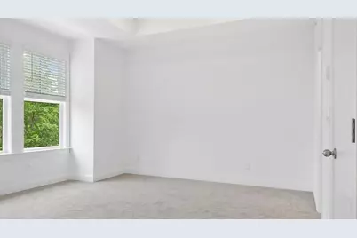 6603 Beacon Drive, Atlanta, GA 30328 - Photo 32