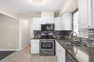 819 Woodbourne Dr SW, Atlanta, GA 30310 - Photo 16