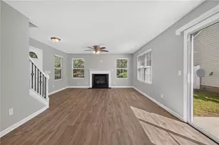 308 Hiawassee Dr, Woodstock, GA 30188 - Photo 10