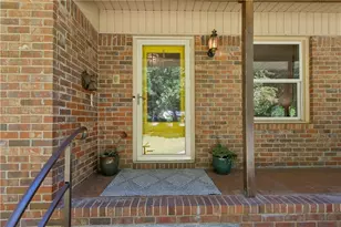 2458 Emory Ln NE, Marietta, GA 30068 - Photo 8