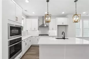 646 Memphis Dr, Scottdale, GA 30079 - Photo 10