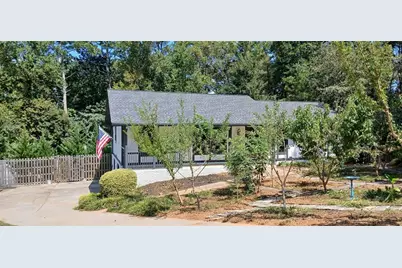 4268 Smithsonia Court, Tucker, GA 30084 - Photo 2