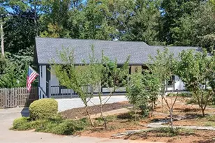 4268 Smithsonia Ct, Tucker, GA 30084 - Photo 2