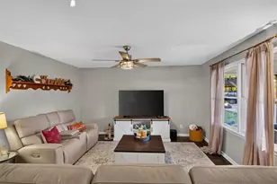 1015 Shamrock Ln, Ball Ground, GA 30107 - Photo 10